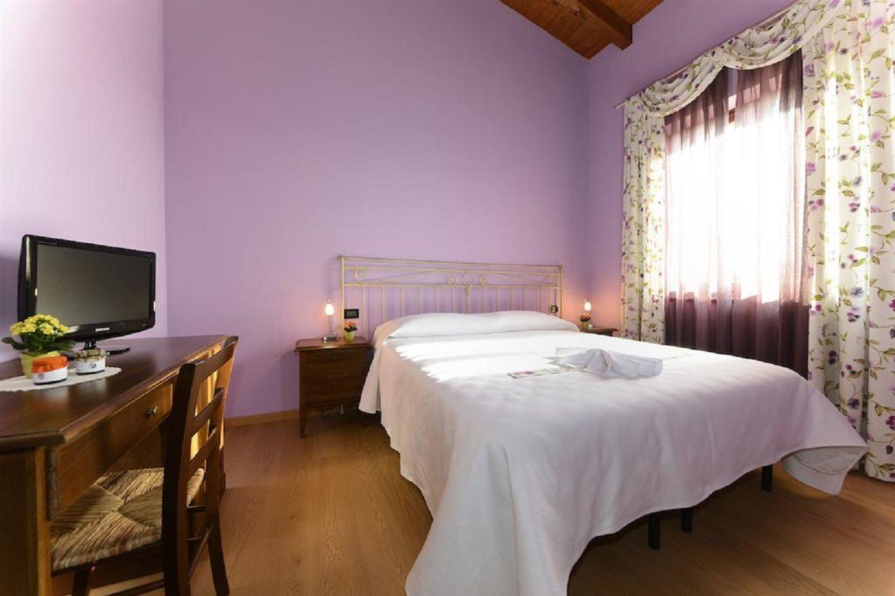 Agriturismo Bacche Di Bosco Βερόνα Εξωτερικό φωτογραφία