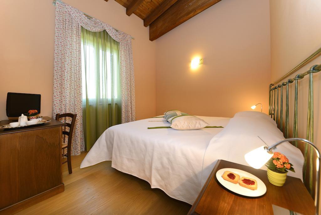 Agriturismo Bacche Di Bosco Βερόνα Εξωτερικό φωτογραφία